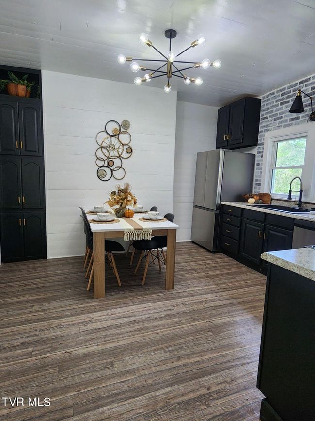 Kitchen | Image 4