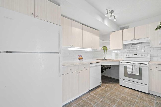 103 - 607 69 Avenue Sw, Home with 3 bedrooms, 1 bathrooms and 1 parking in Calgary AB | Image 14