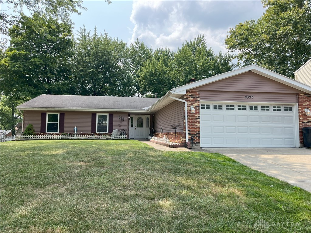 Ridgepath Dr, Dayton, OH 45424