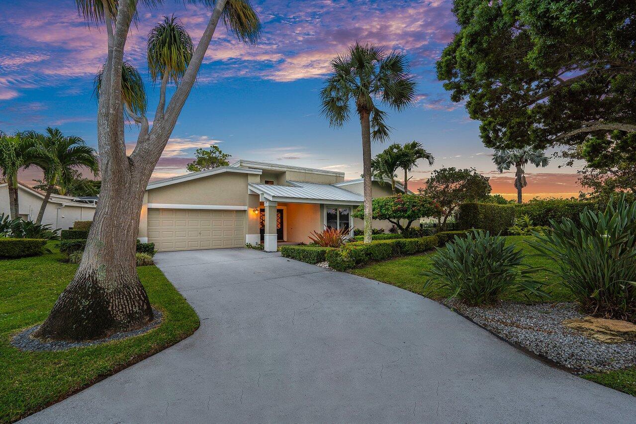Lakewoode Cir, Delray Beach, FL 33445