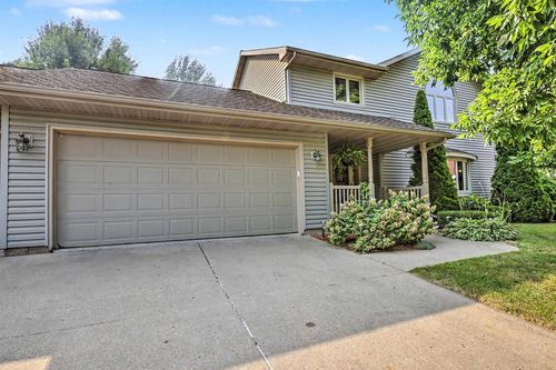 2524 Carriedale Ct, Fitchburg, WI, 53711-5482 | Card Image