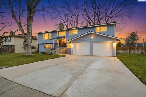 1545 Ridgeview Court, Richland, WA, 99352 | Card Image