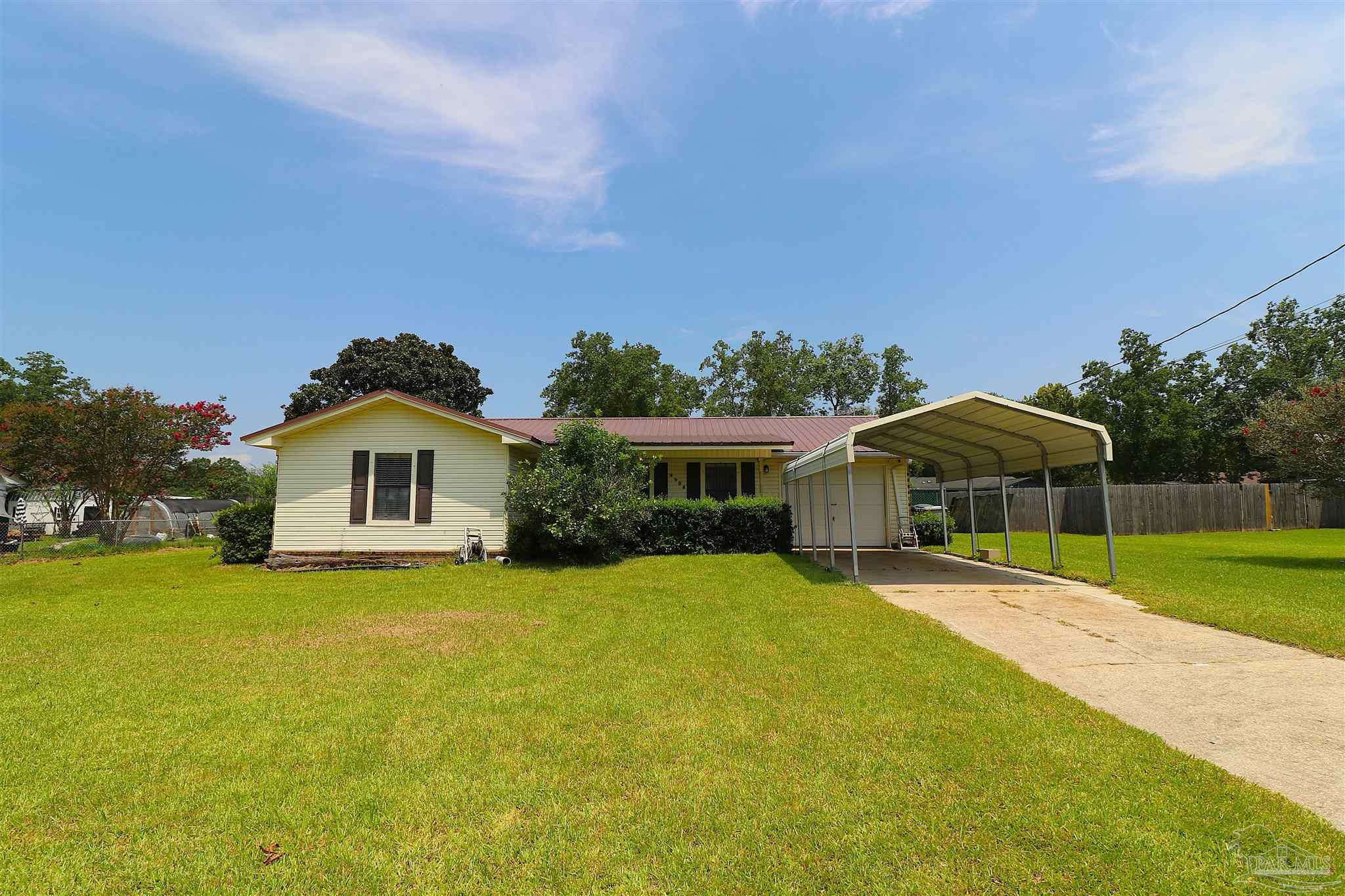 Meadow Field Cir, Pensacola, FL 32526