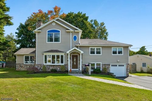 20 Emerson Dr, Livingston, NJ, 07039-1226 | Card Image