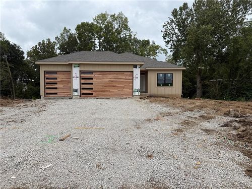 521 Arbor Trl, Liberty, MO, 64068 | Card Image