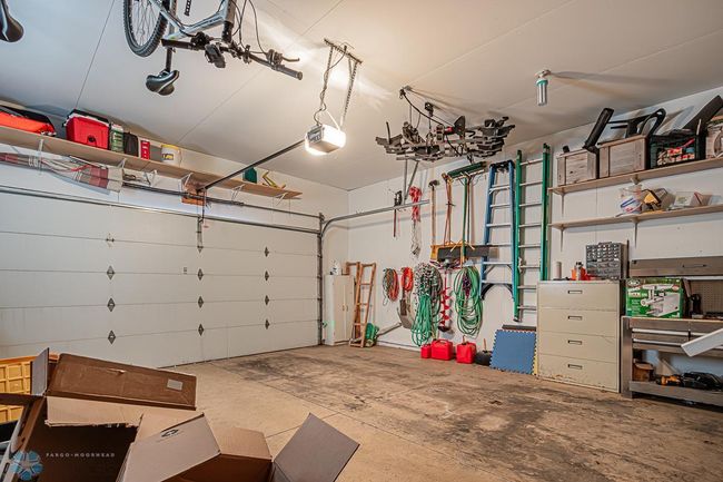 Garage | Image 43
