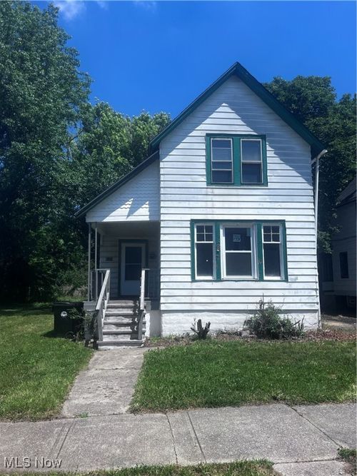9323 Carton Ave, Cleveland, OH, 44104-5309 | Card Image