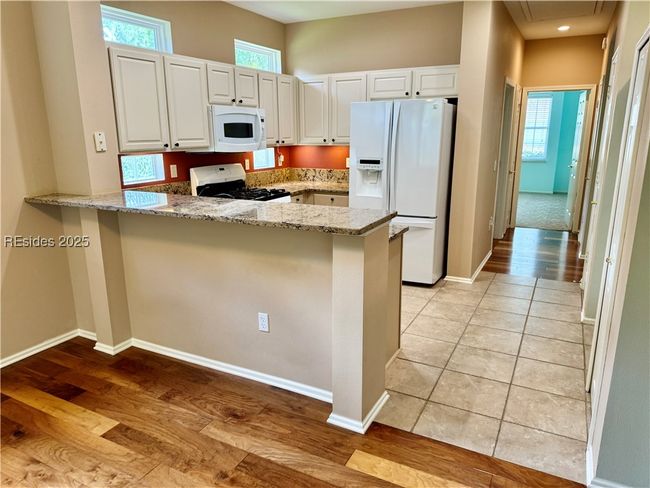 light & Bright kitchen | Image 30