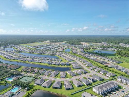 2055 Vermont Ln, NAPLES, FL, 34120-5754 | Card Image