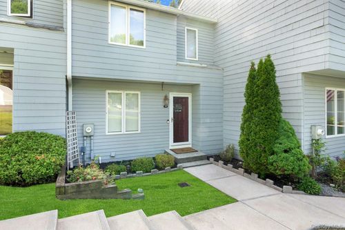 47-47 Maple Hill Dr, Mahopac, NY, 10541-3838 | Card Image