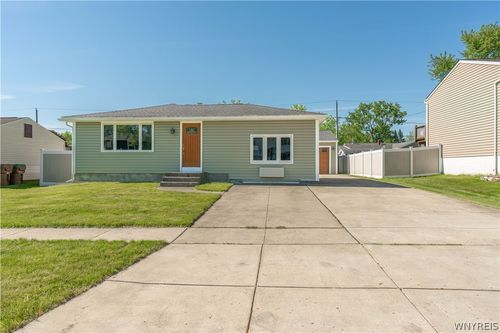 81 Dubonnet Dr, Depew, NY, 14043-4732 | Card Image