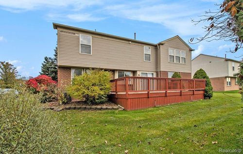 3410 Niagara Ave, Canton, MI, 48188-8601 | Card Image