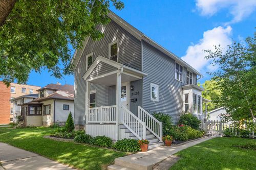 2128 S 79th St, WEST ALLIS, WI, 53219-1138 | Card Image