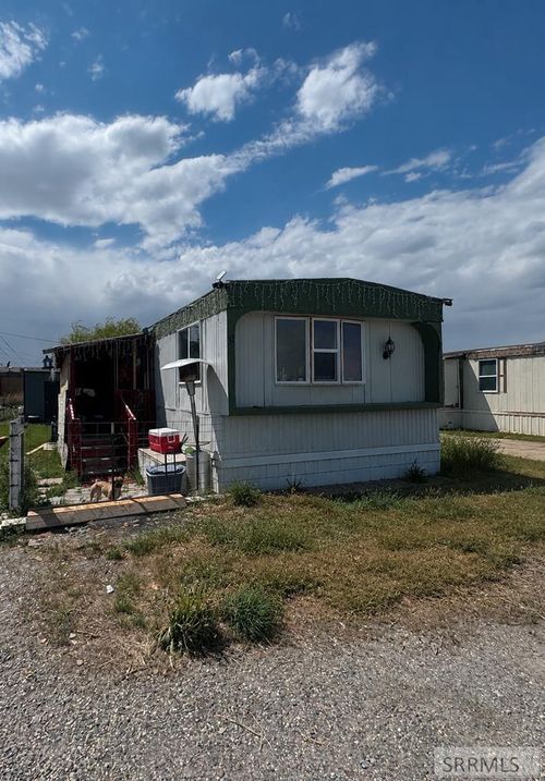37-70 N Yellowstone Hwy, Rigby, ID, 83442 | Card Image
