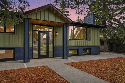 1132 Lake Sylvan Pl Se, Calgary, AB, T2J2P6 | Card Image