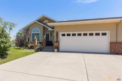 942 Stahl Ct, Rapid City, SD, 57701-2536 | Card Image