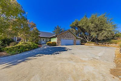 41282 Singing Hills Circle, House other with 3 bedrooms, 3 bathrooms and null parking in Ahwahnee CA | Image 1