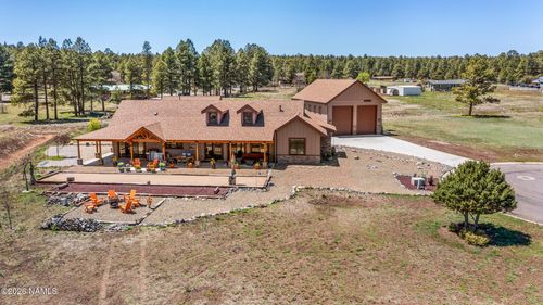 3227 W Pebble Bch, Williams, AZ, 86046-9331 | Card Image
