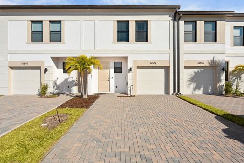 8054 Gulfstream Ct, Lakewood Ranch, FL, 34202-7000 | Card Image