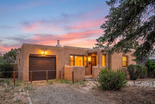 1920 Hopi Rd, Santa Fe, NM, 87505-3311 | Card Image