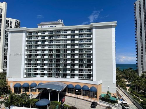 303-19201 Collins Ave, Sunny Isles Beach, FL, 33160-2202 | Card Image