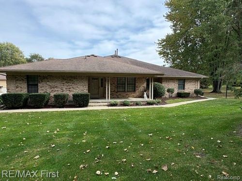 33520 Meldrum Street, Chesterfield Township, MI, 48047 | Card Image
