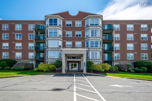 201-114 Regency Park Dr, Halifax, NS, B3S1R9 | Card Image