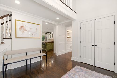 31 Carnegie Ave, Huntington, NY, 11743-3110 | Card Image