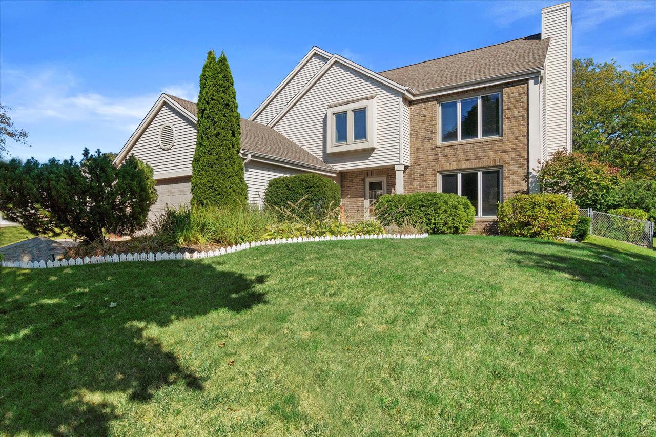 Rustic Way, Waukesha, WI 53186