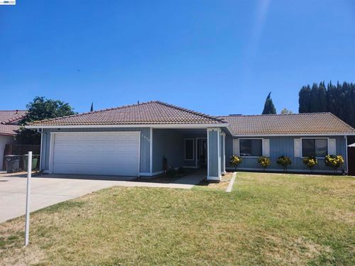 2930 Lincoln Blvd, Tracy, CA, 95376-1764 | Card Image