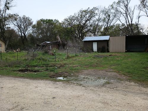 908 Peach St, Trinidad, TX, 75163-7081 | Card Image