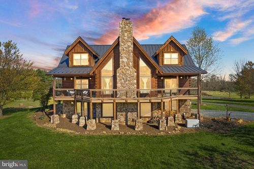 34388 Bridgestone Ln, Bluemont, VA, 20135-1934 | Card Image