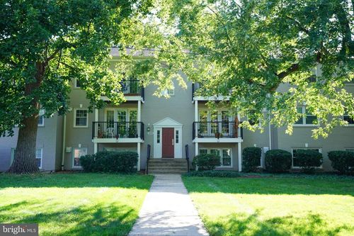 202-9489 Fairfax Blvd, FAIRFAX, VA, 22031-2489 | Card Image