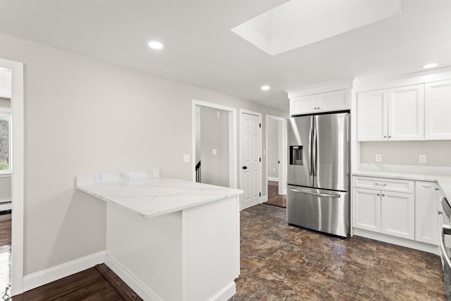 765 S Mammoth Rd, House other with 3 bedrooms, 2 bathrooms and null parking in Manchester NH | Image 22