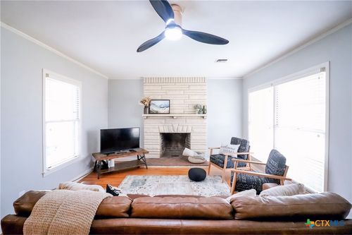 1902 N 7th St, Temple, TX, 76501-1638 | Card Image