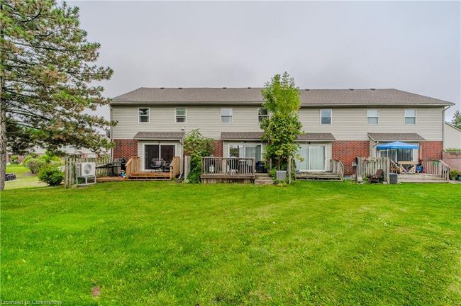 34 - 26 Poplar Dr, Townhouse with 3 bedrooms, 1 bathrooms and 1 parking in Cambridge ON | Image 42