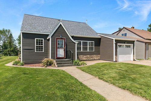 105 Summer St S, Pierz, MN, 56364-9101 | Card Image