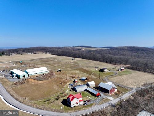 810 Mile Run Road, Sunbury, PA, 17801 | Card Image