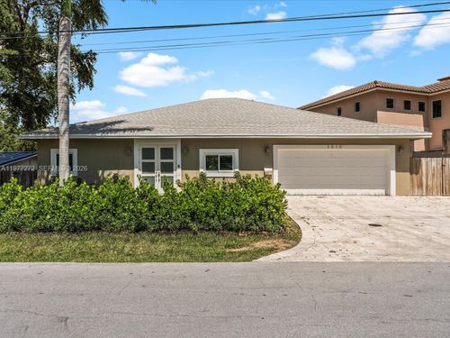 3510 Ne 17th Ave, Oakland Park, FL, 33334-5330 | Card Image