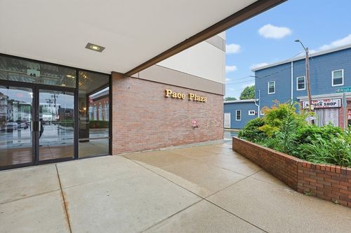 314-68 N Washington St, North Attleboro, MA, 02760-1675 | Card Image
