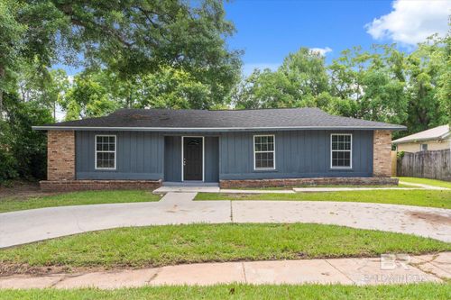 507 Heritage Dr E, Mobile, AL, 36609-4539 | Card Image