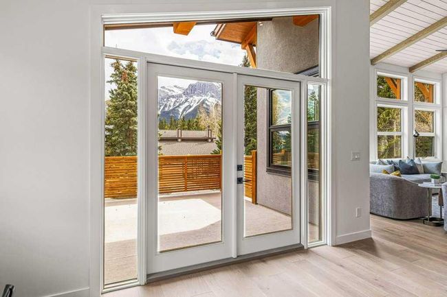 2 Pinewood Cres, House other with 5 bedrooms, 3 bathrooms and 4 parking in Canmore AB | Image 22
