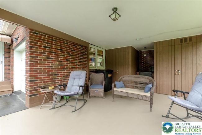 Covered Patio | Image 9