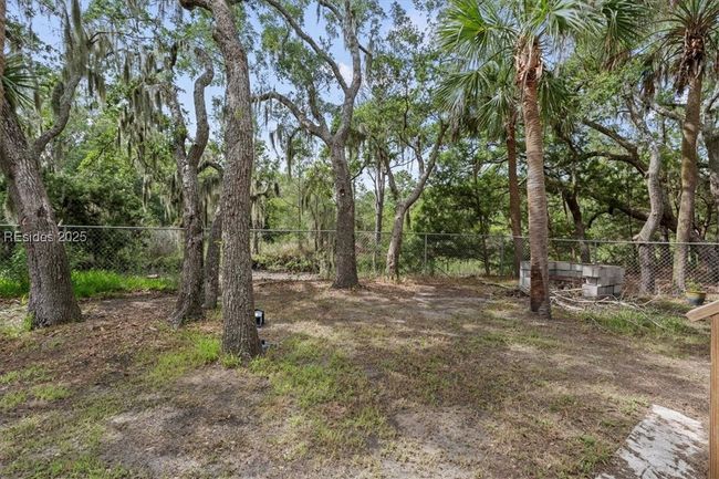 4 View Point Cir, House other with 3 bedrooms, 2 bathrooms and null parking in Saint Helena Island SC | Image 35