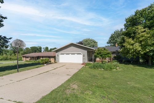 2937 Loehrs Landing Drive, Hastings, MI, 49058 | Card Image