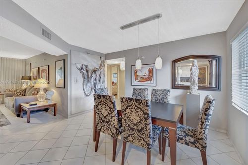 apt-405-4000 Nw 44th Ave, Lauderdale Lakes, FL, 33319-4852 | Card Image