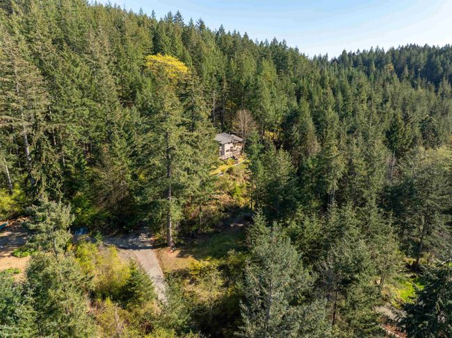 1557 White Sails Dr, House other with 3 bedrooms, 3 bathrooms and 4 parking in Bowen Island BC | Image 30