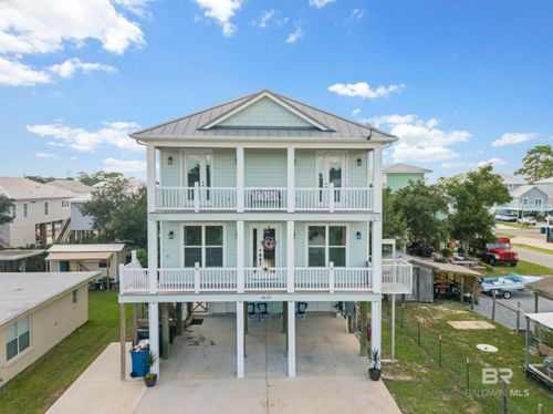 5639 Pensacola Ave, Orange Beach, AL, 36561-4149 | Card Image