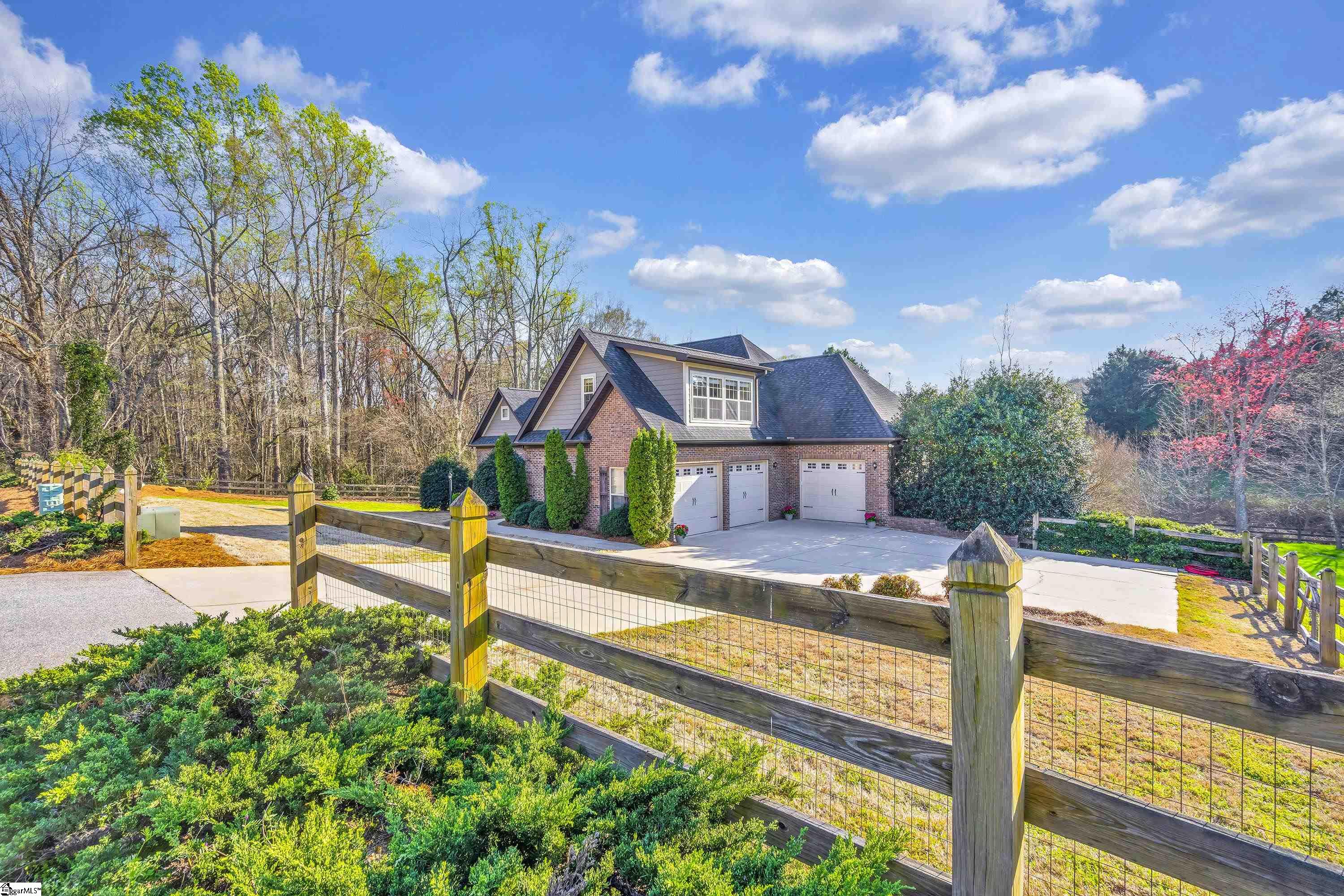Holland Rd, Simpsonville, SC 29681