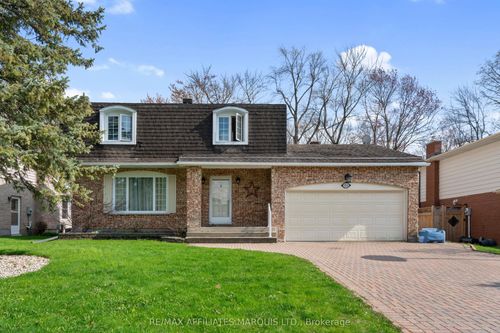 1514 Catherine St, Cornwall, ON, K6J5B8 | Card Image